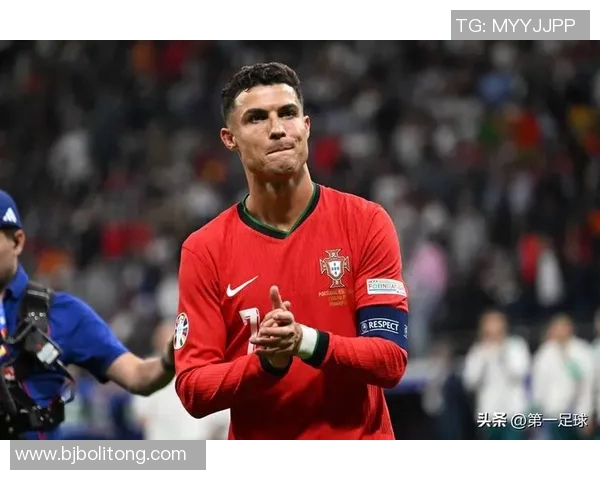 15位足球巨星带你回顾世界足球经典时刻与传奇历程