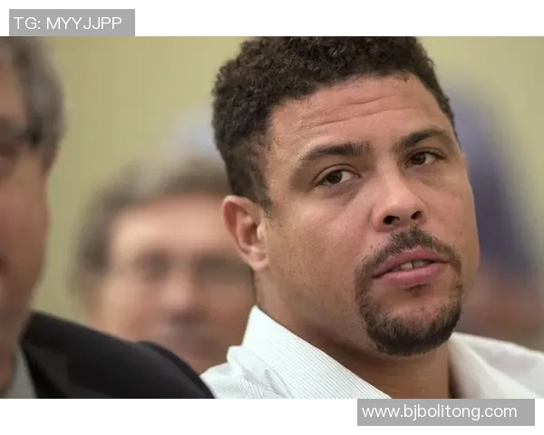 足球球星自照大曝光笑料百出高清搞笑瞬间尽显魅力与幽默